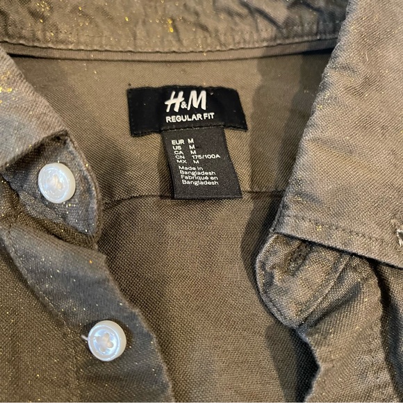 H&M Upcycled Handpainted Army Green Button-Up Shirt Size Medium - Picture 5 of 5